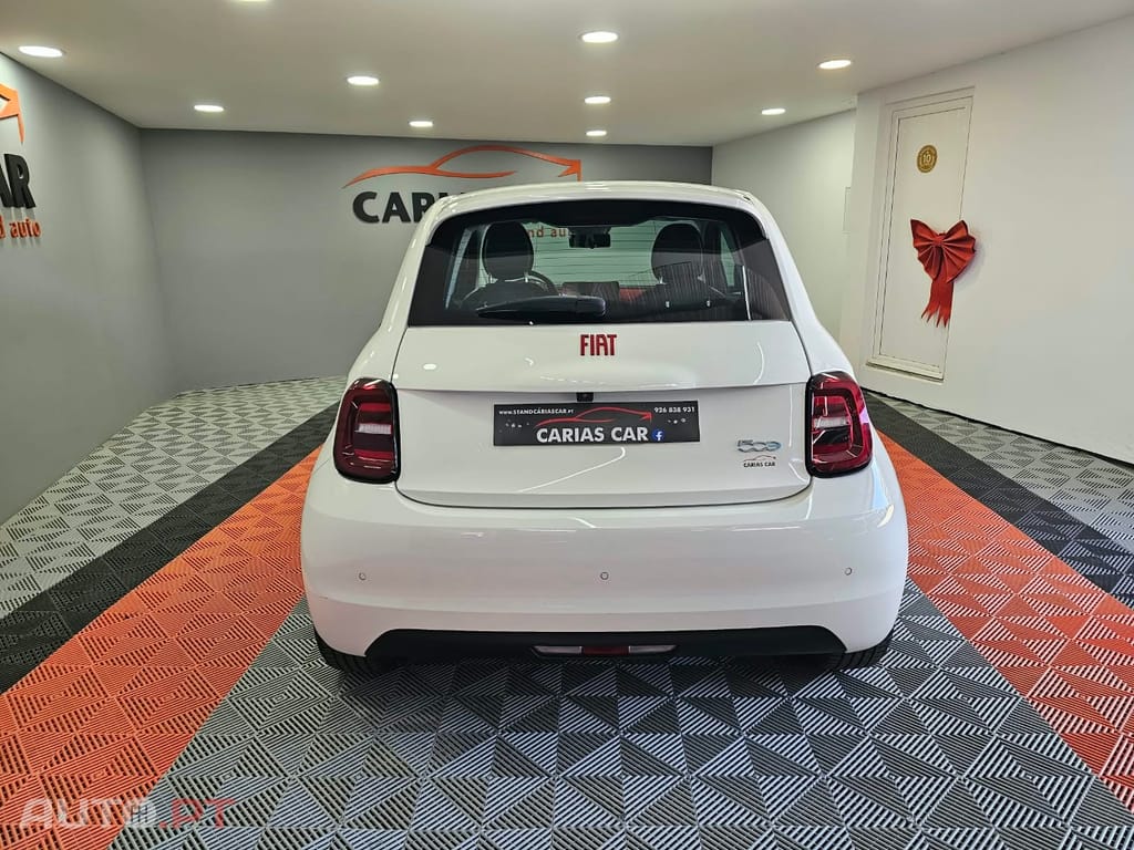 Fiat 500e 42 Kwh RED
