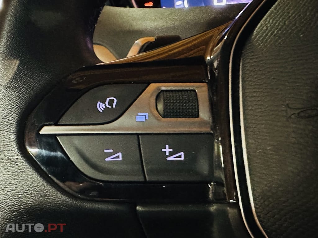 Peugeot 3008 1.2 PureTech Allure Pack EAT8