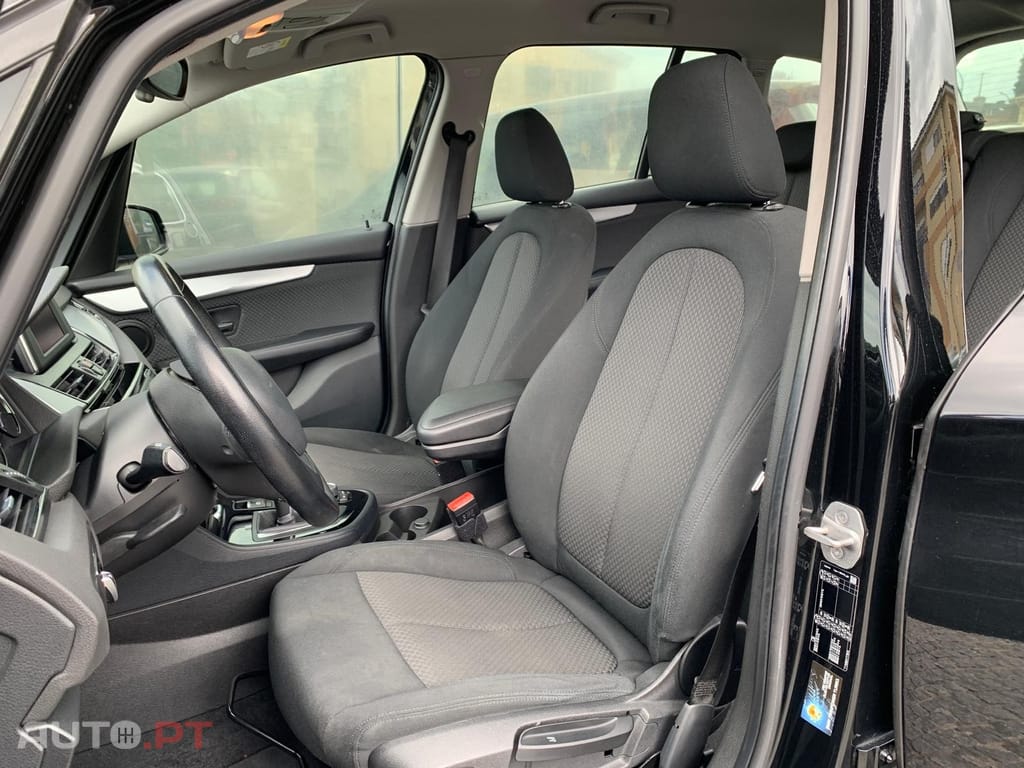 BMW 216 d Advantage Auto