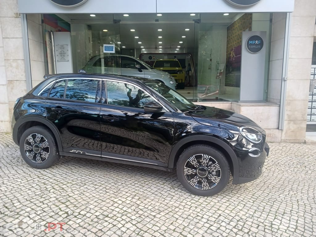 Fiat 600 1.2 Hybrid Icon