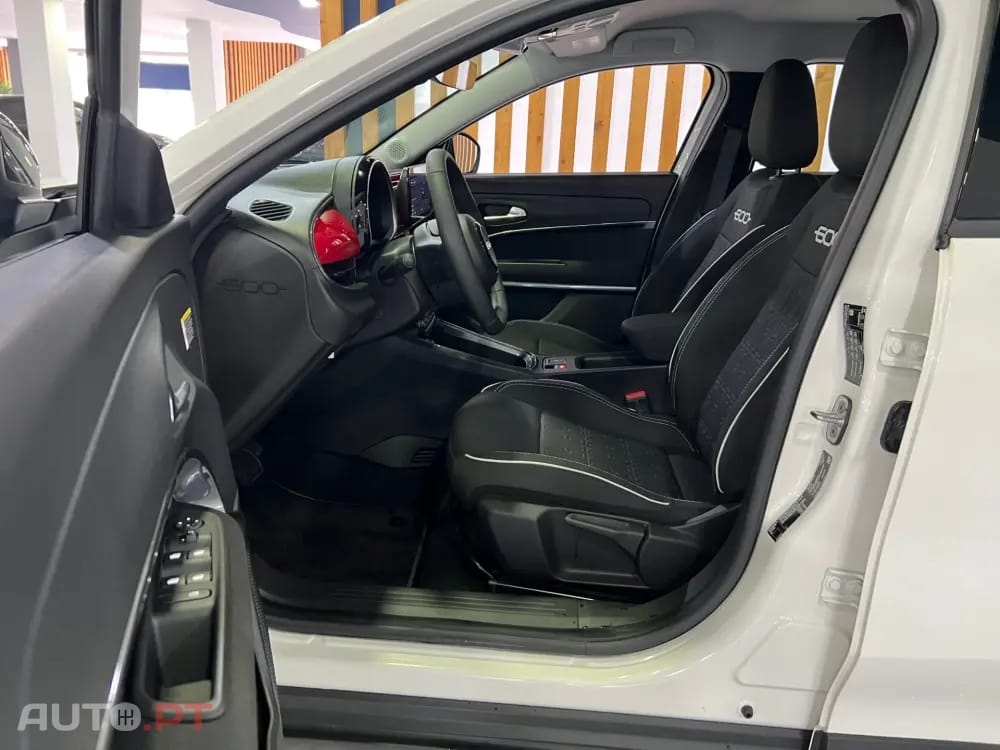 Fiat 600e 54 kWh (RED)