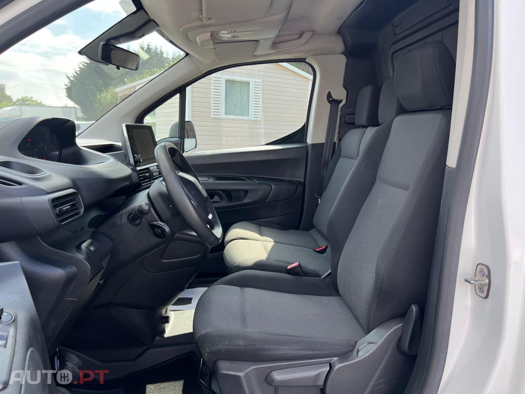 Peugeot Partner 1.5 BlueHDi Premium Standard