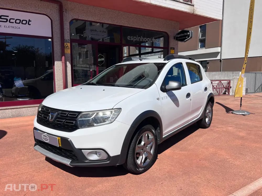 Dacia Sandero 0.9 TCe LPG Stepway Celebration