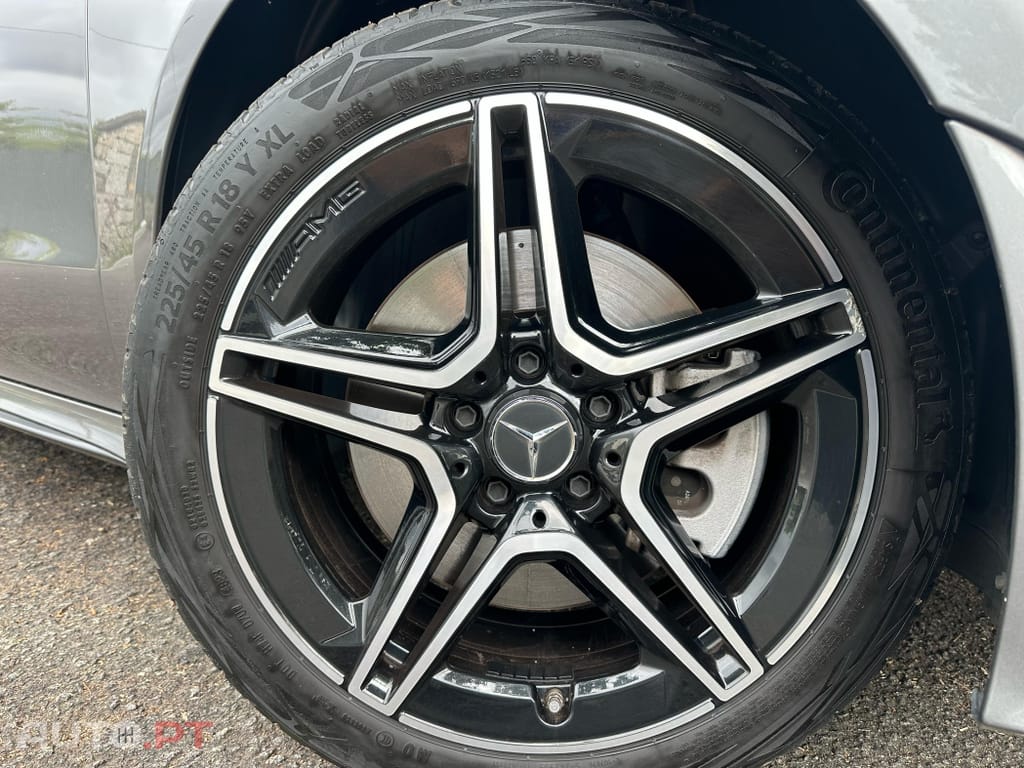 Mercedes-Benz CLA 250 e AMG Line
