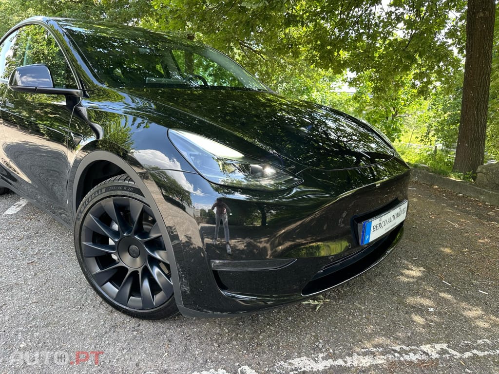 Tesla Model Y Long Range Tração Integral