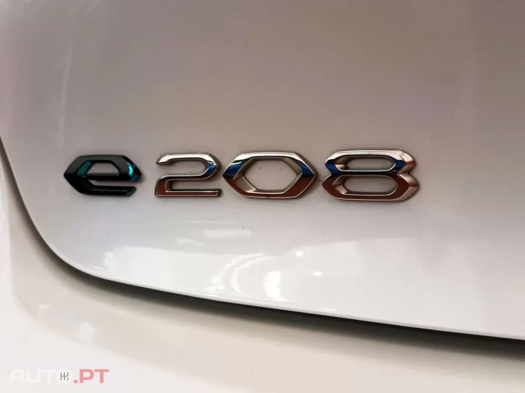 Peugeot E-208 Allure Pack