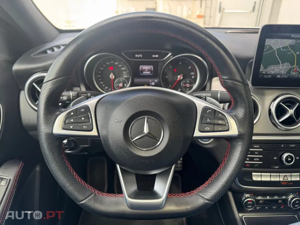 Mercedes-Benz GLA 200 d 7G-DCT AMG Line