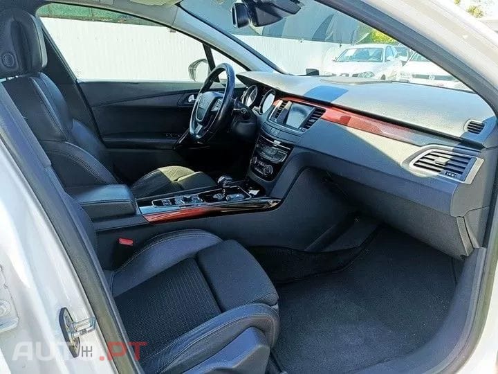 Peugeot 508 RXH 2.0 HDi Hybrid4 2-Tronic 104g
