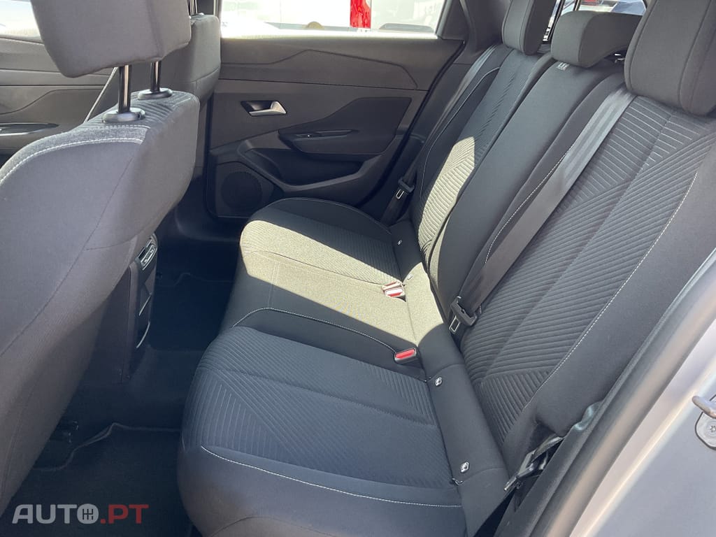 Peugeot 308 1.5 BlueHDi Active Pack EAT8