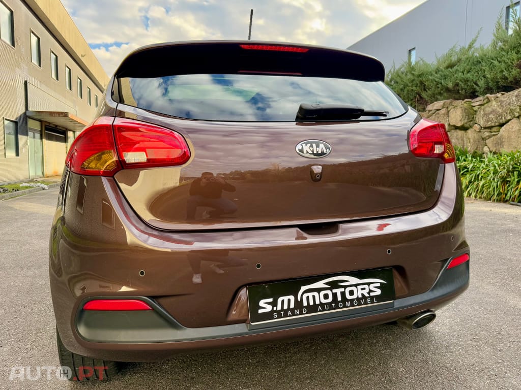 Kia Ceed 1.6 CRDi TX Sport Auto.