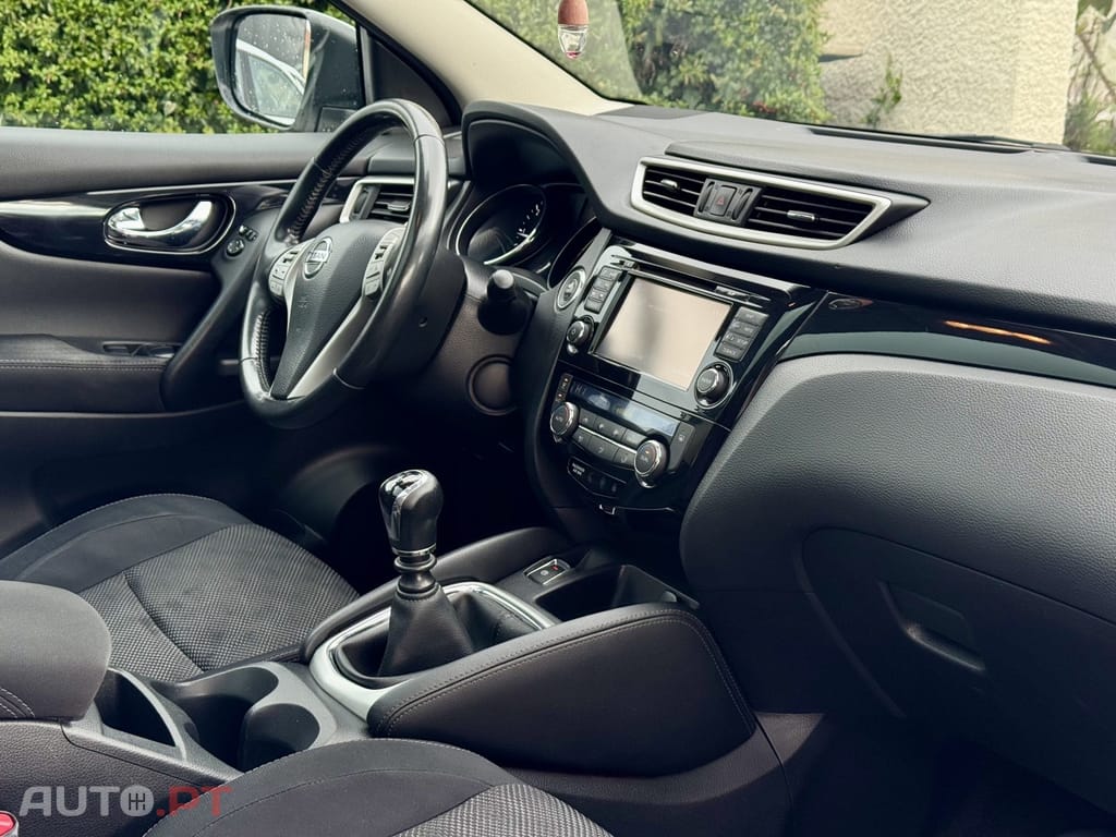 Nissan Qashqai 1.6 dCi N-Connecta