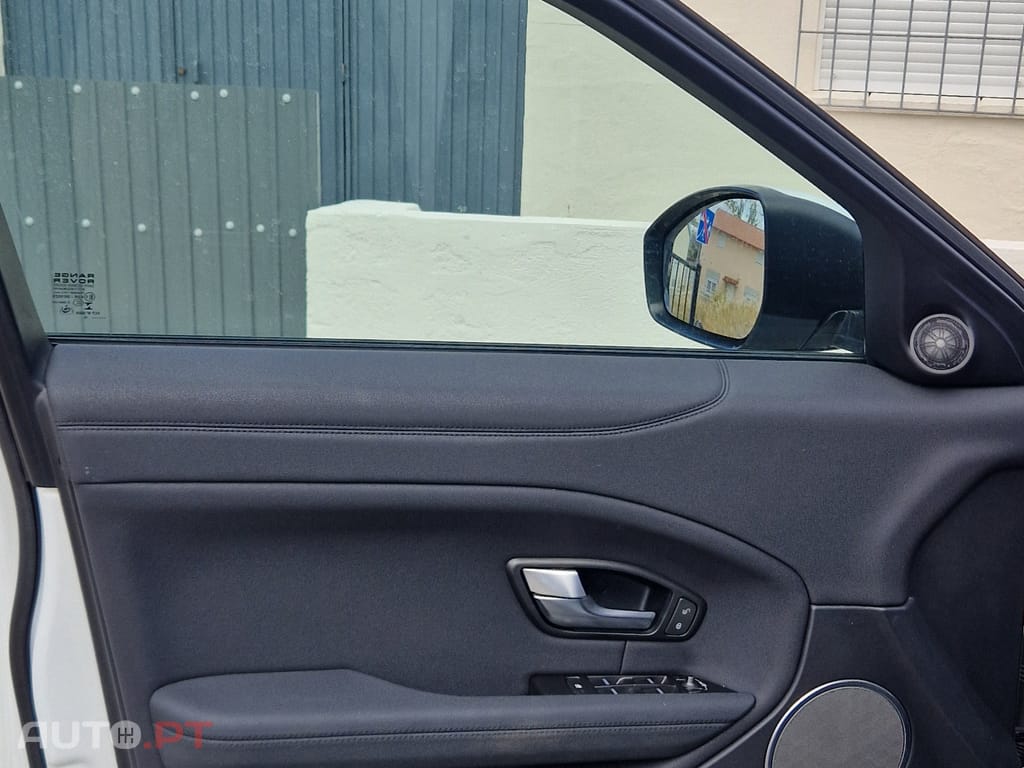 Land Rover Evoque 2000