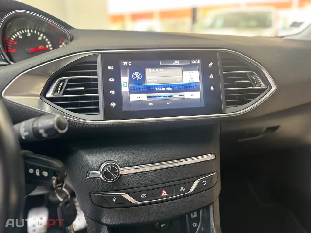 Peugeot 308 1.6 BlueHDi Style