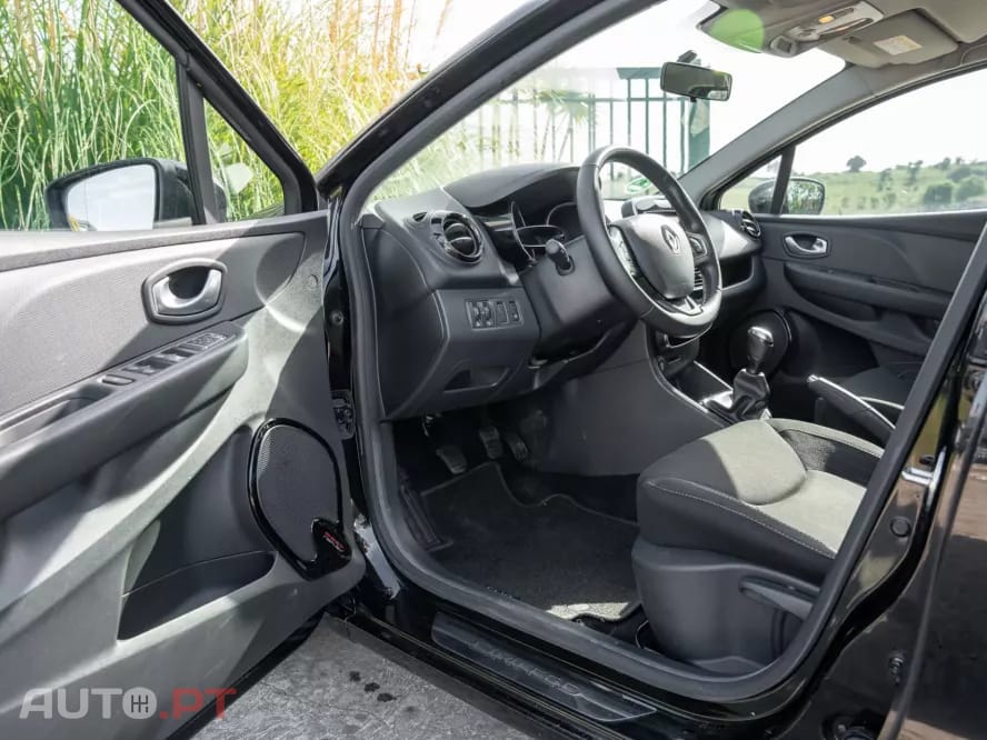 Renault Clio Sport Tourer 0.9 TCe Limited Edition