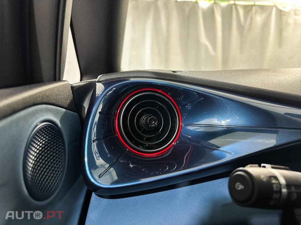 BYD Dolphin 60.4 kWh Design