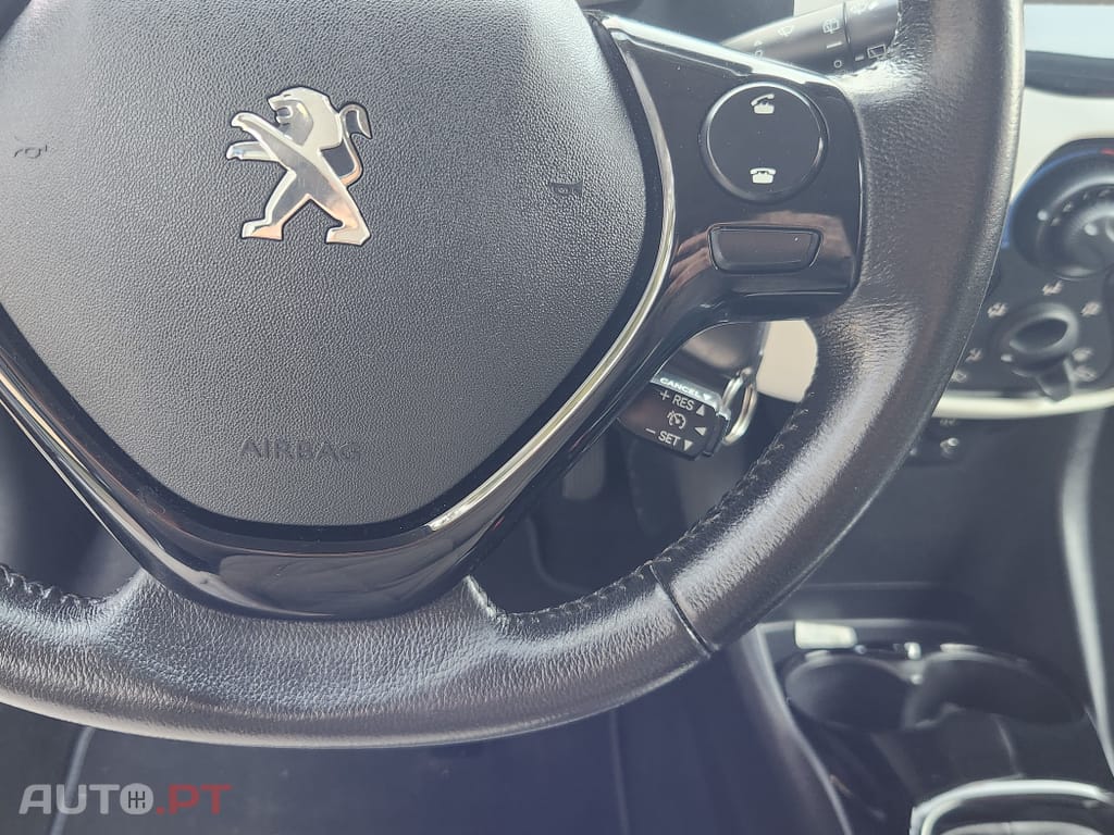Peugeot 108 1.0 VTi Collection
