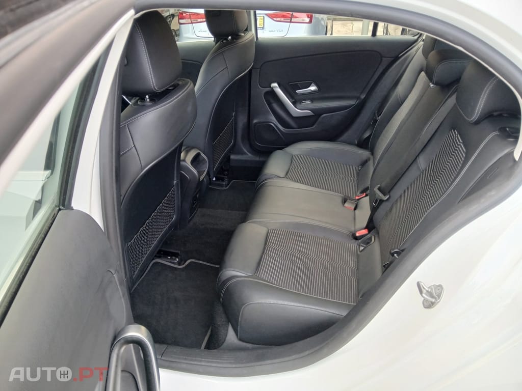 Mercedes-Benz A 250 e