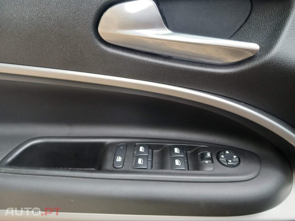 Jeep Avenger 1.2 GSE T3 Altitude