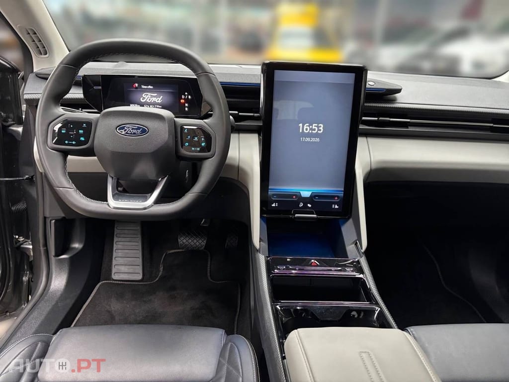 Ford Explorer 77 kWh Premium