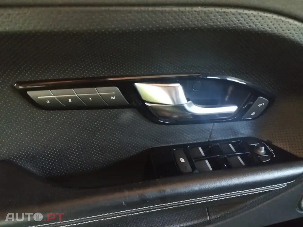 Land Rover Evoque 2.2 TD4 Dynamic Auto