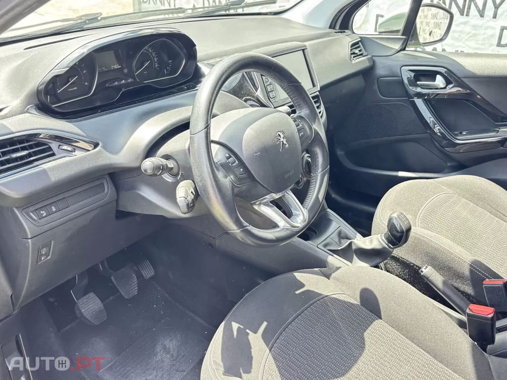 Peugeot 208 1.6 BlueHDi Allure