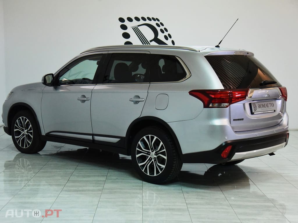 Mitsubishi Outlander 2.2 DI-D Intense+