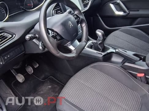 Peugeot 308 1.6 BlueHDi Style