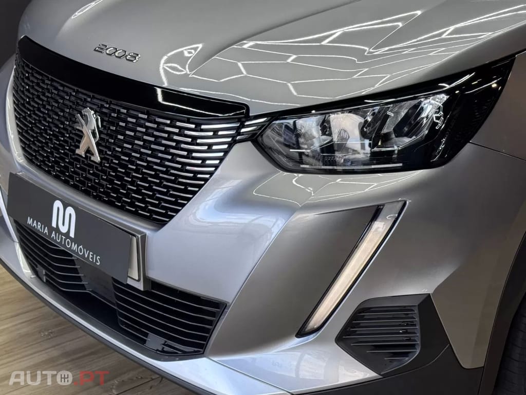 Peugeot 2008 1.2 PureTech Allure Pack