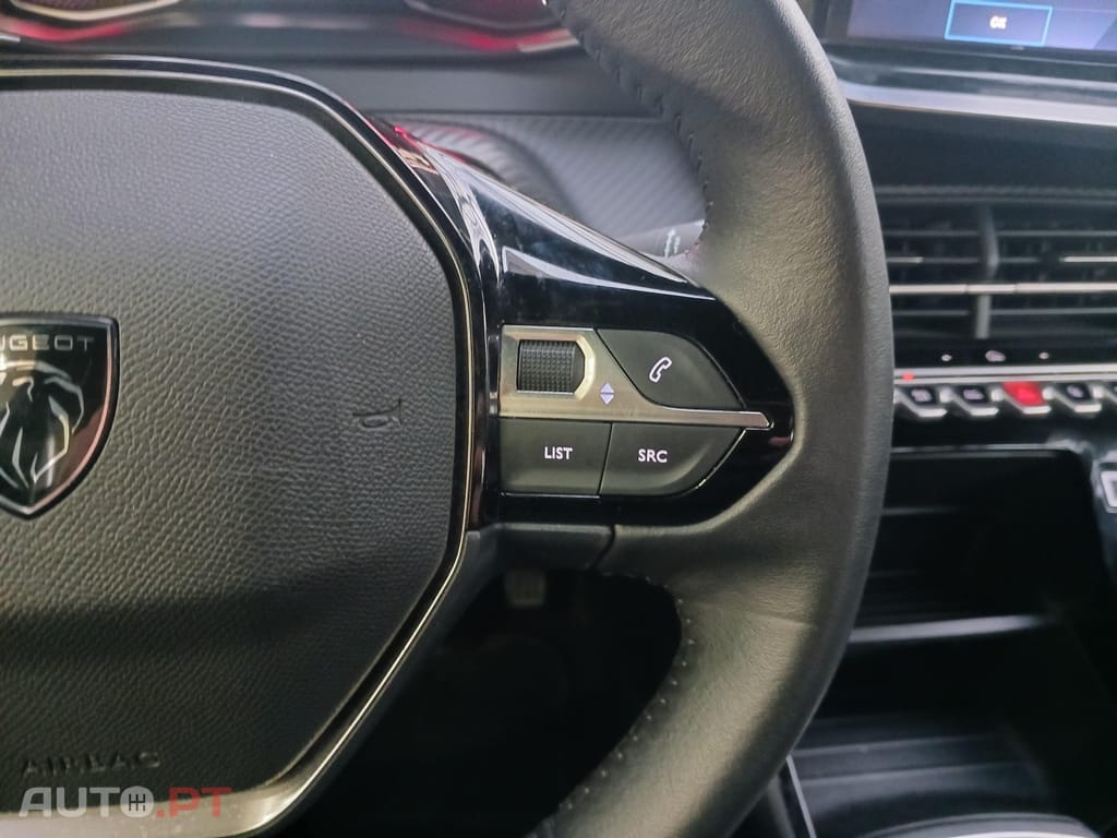 Peugeot 2008 1.2 PureTech Active Pack