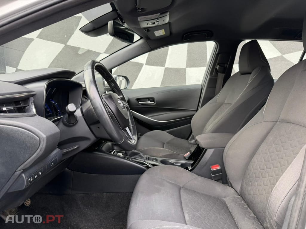 Toyota Corolla Touring Sports 1.8 Hybrid Comfort+P.Sport