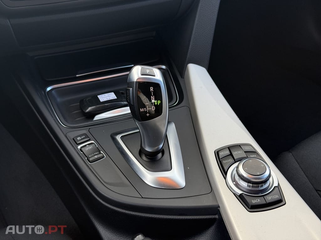 BMW 318 d Touring Auto