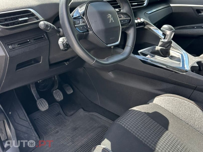 Peugeot 5008 1.5 BlueHDi Active
