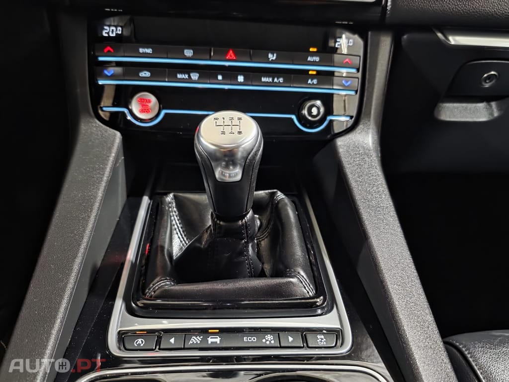 Jaguar F-Pace 2.0 i4D R-Sport
