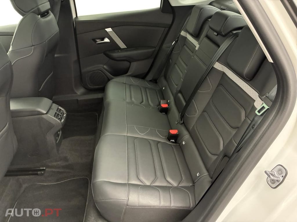 Citroen e-C4 X 50 kWh Shine