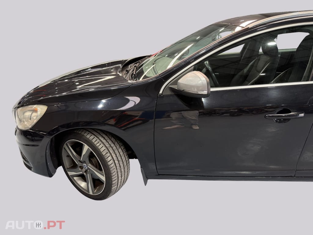 Volvo V60 1.6d  R-design