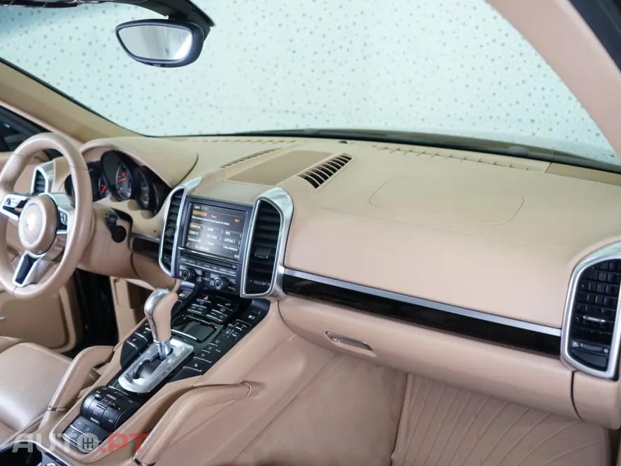 Porsche Cayenne 3.0 V6