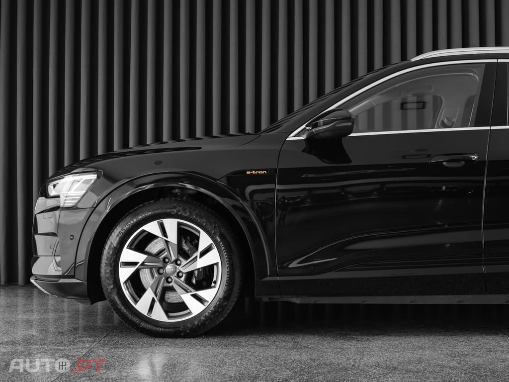 Audi E-Tron 50 quattro