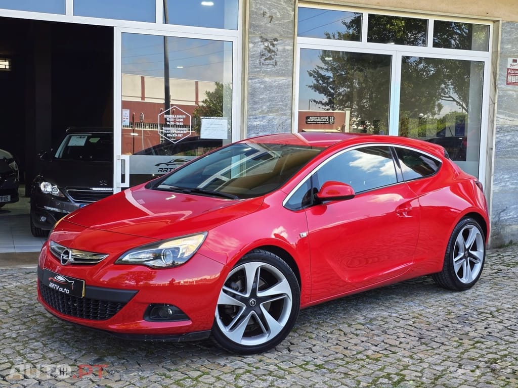 Opel Astra GTC 1.7 CDTi S/S J19