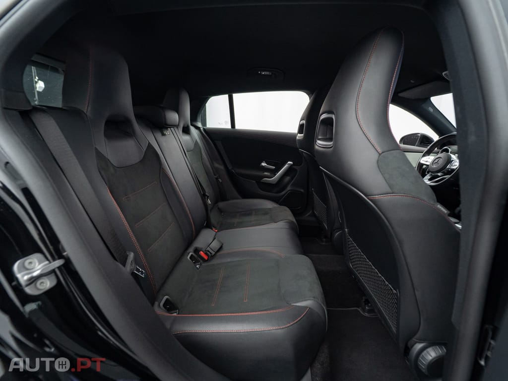 Mercedes-Benz CLA 250 e Shooting Brake Style Plus