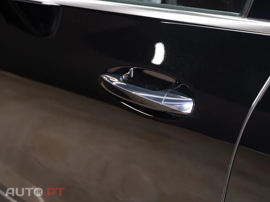 Mercedes-Benz GLA 250 e 8G-DCT AMG Line