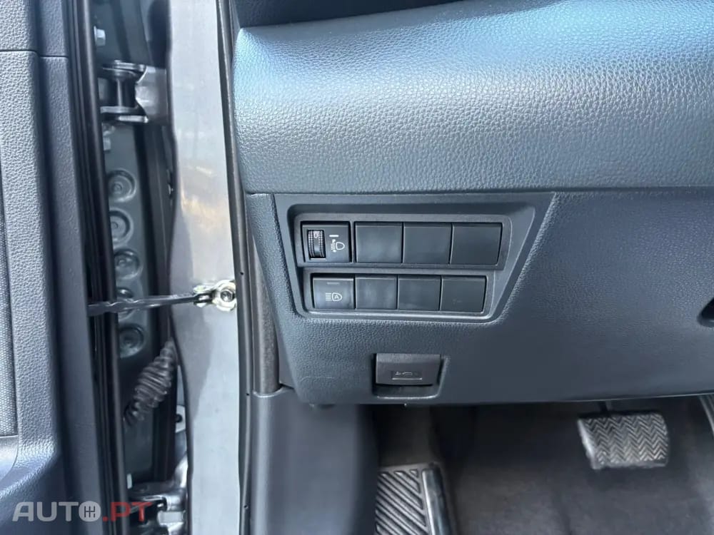 Toyota Yaris 1.5 HSD Exclusive+Pack Luxury
