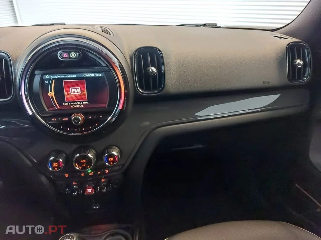 MINI Countryman One D