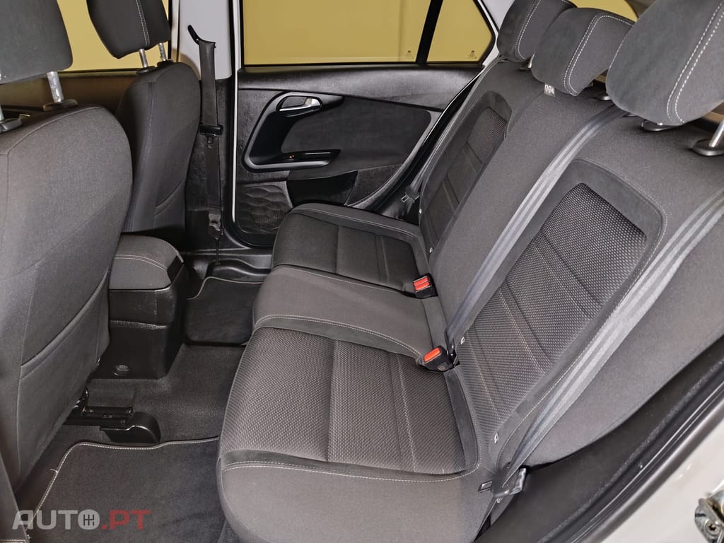 Fiat Tipo 1.6 M-Jet Lounge 