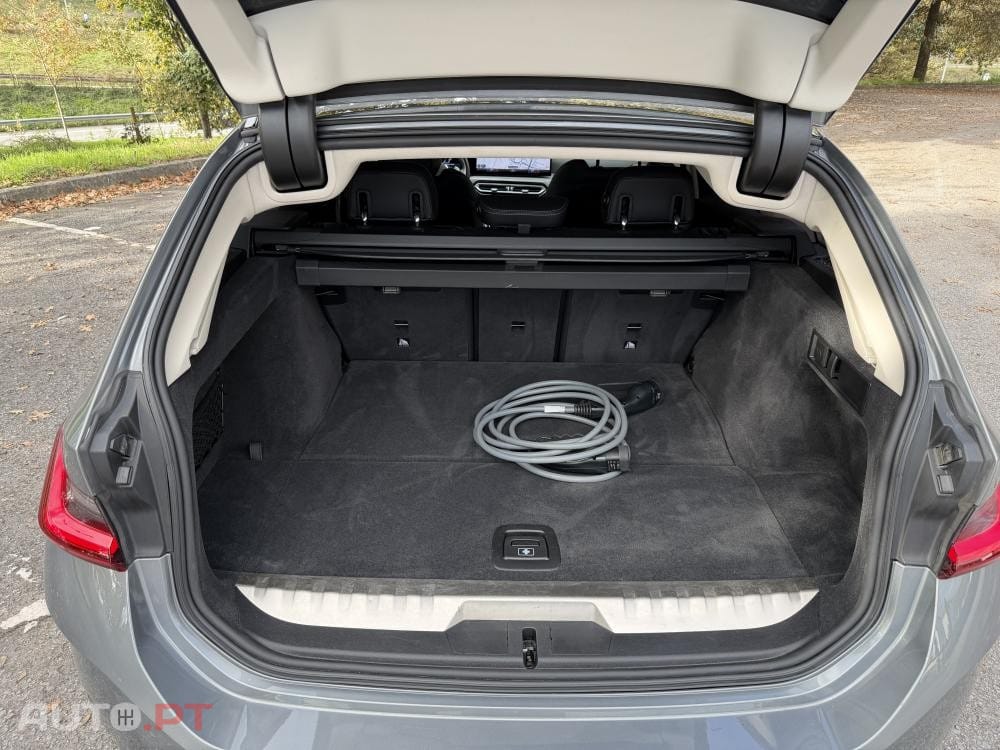 BMW 320 e Aut. Luxury Line