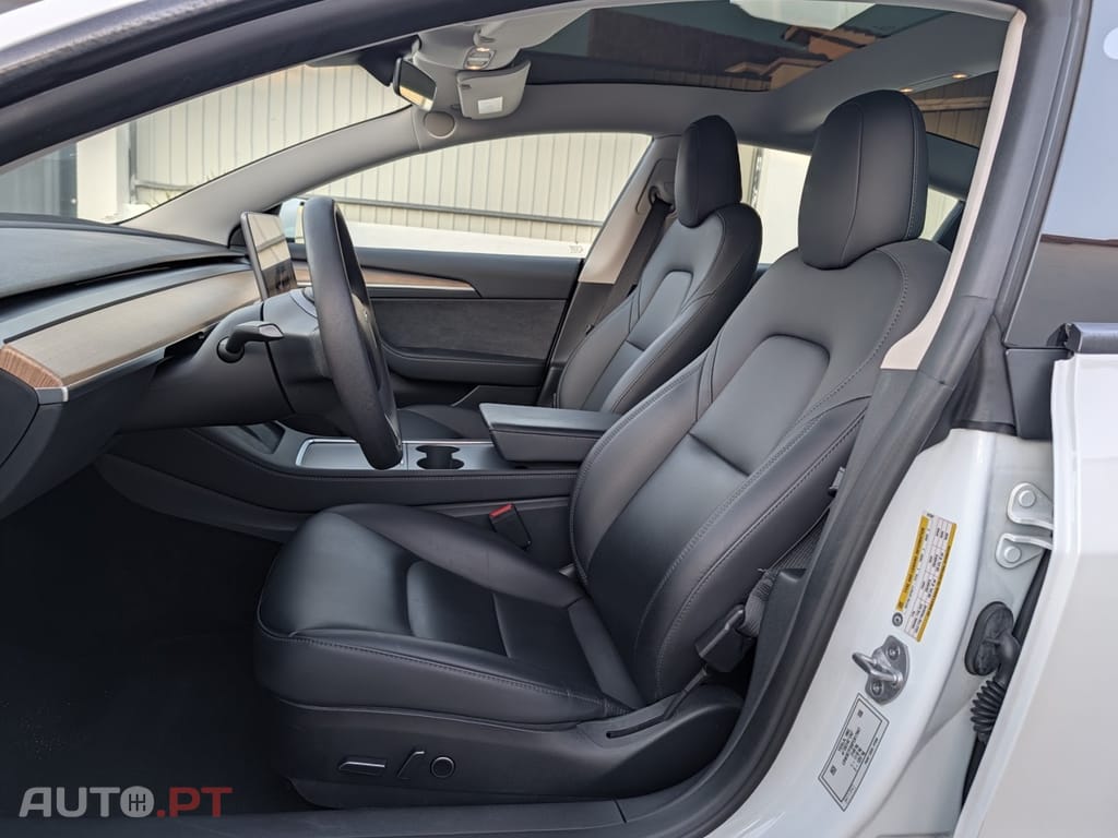 Tesla Model 3 Tração Traseira Premium — fotografia 6