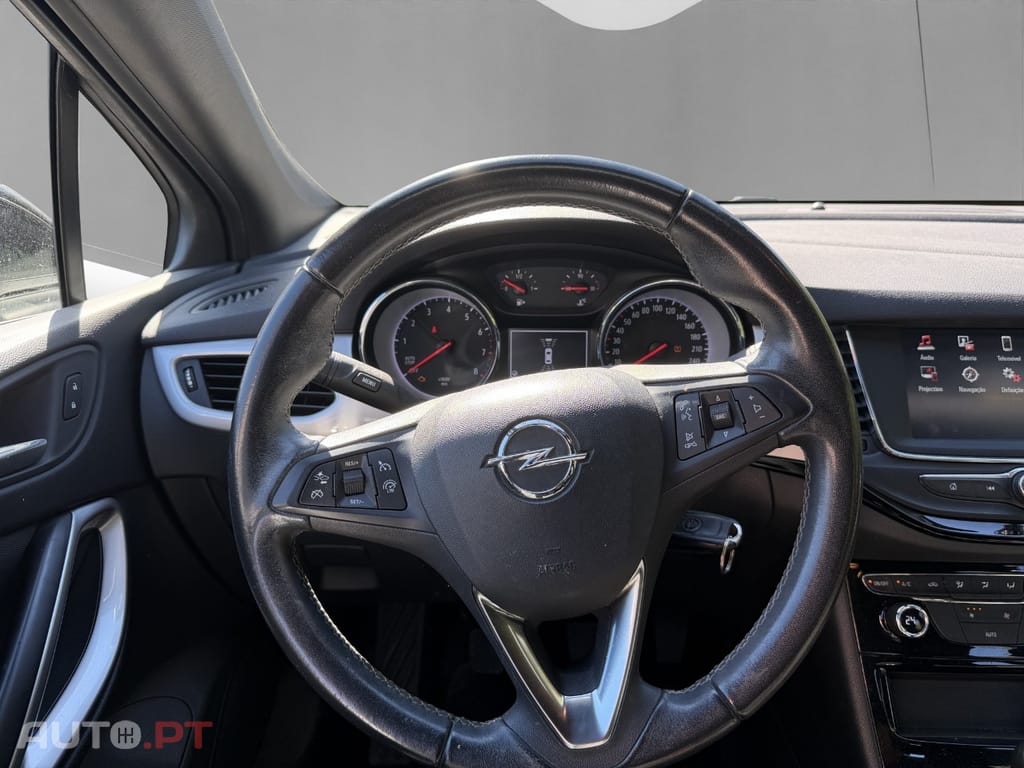 Opel Astra Sports Tourer 1.2 T Business