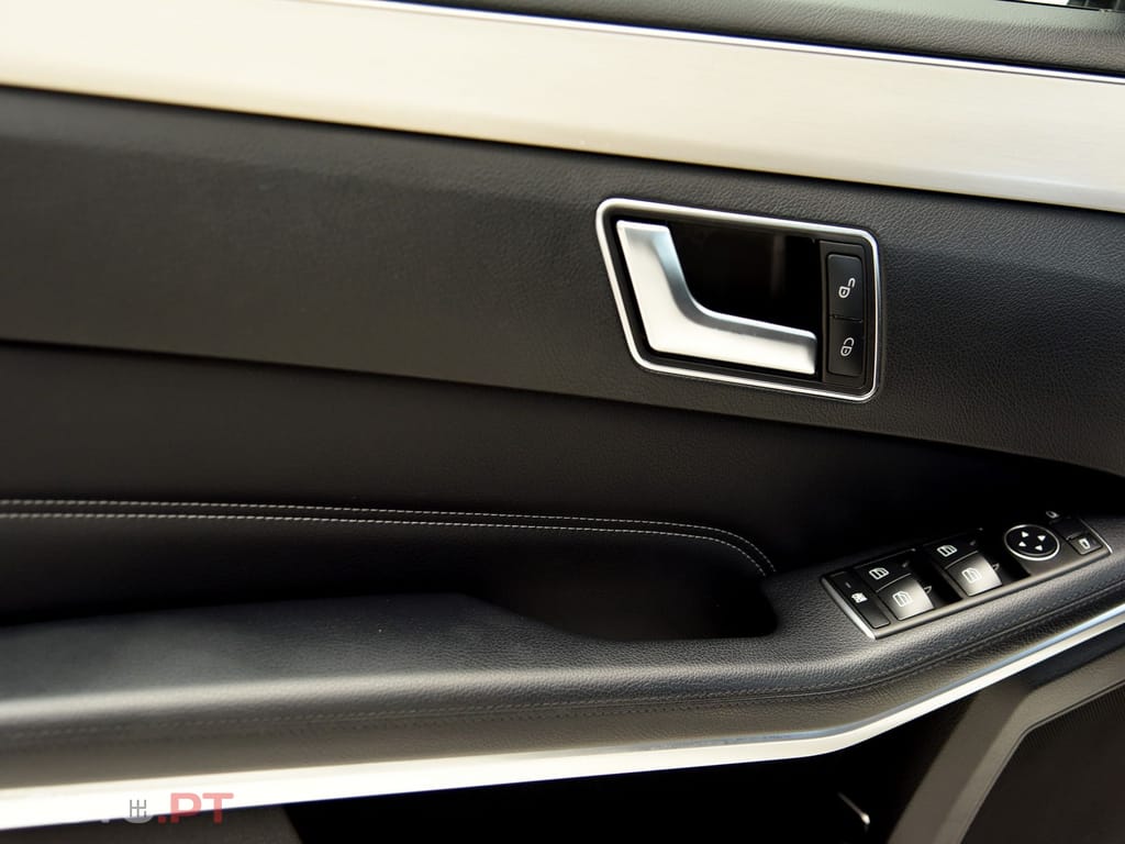 Mercedes-Benz E 300 Bluetec Hybrid Station Sport