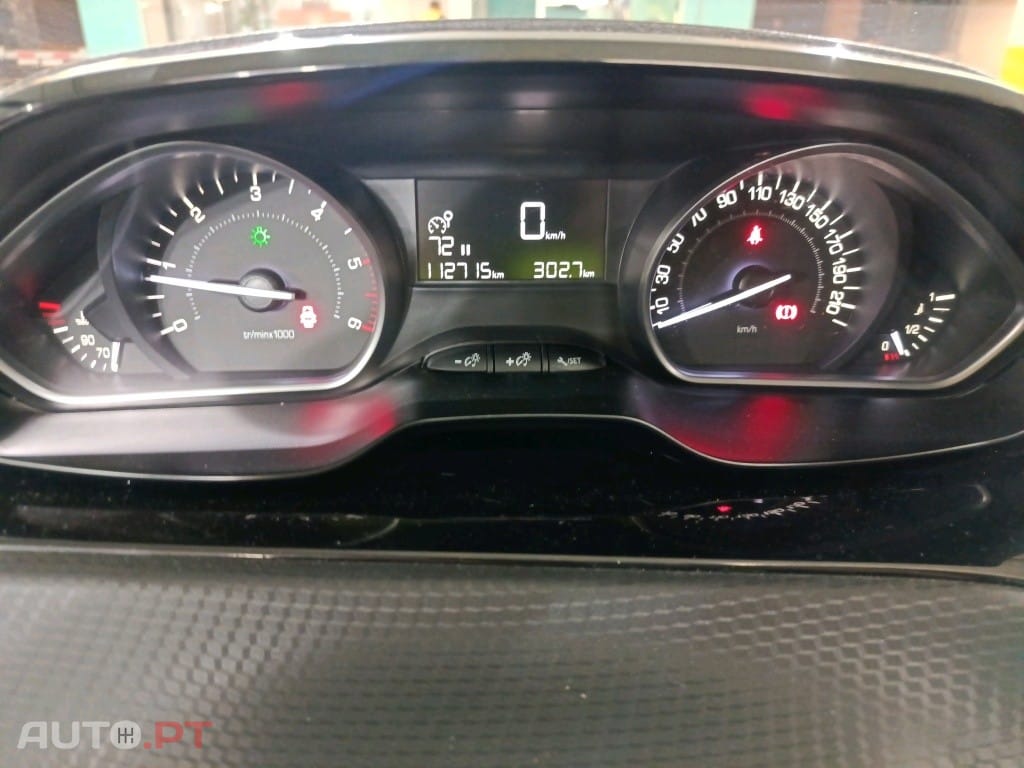 Peugeot 208 1.6 BlueHDi Style