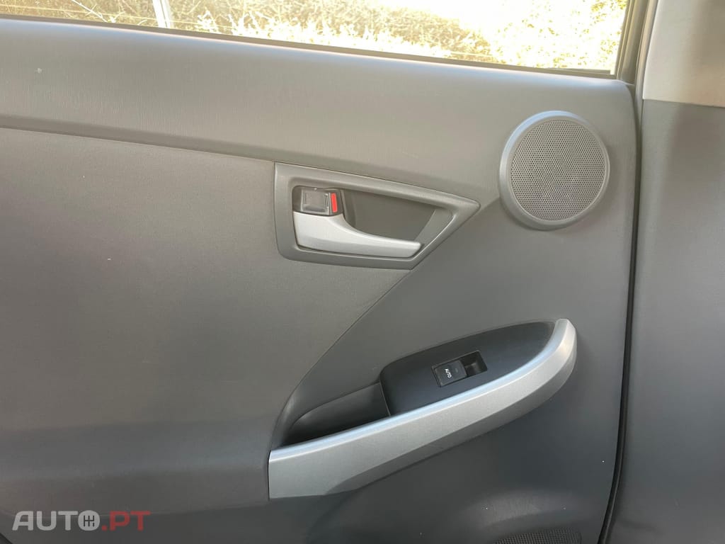 Toyota Prius 1.8 Exclusive