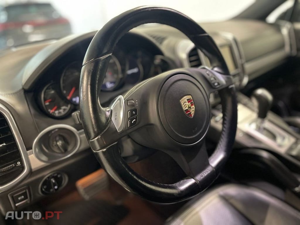 Porsche Cayenne S Hybrid